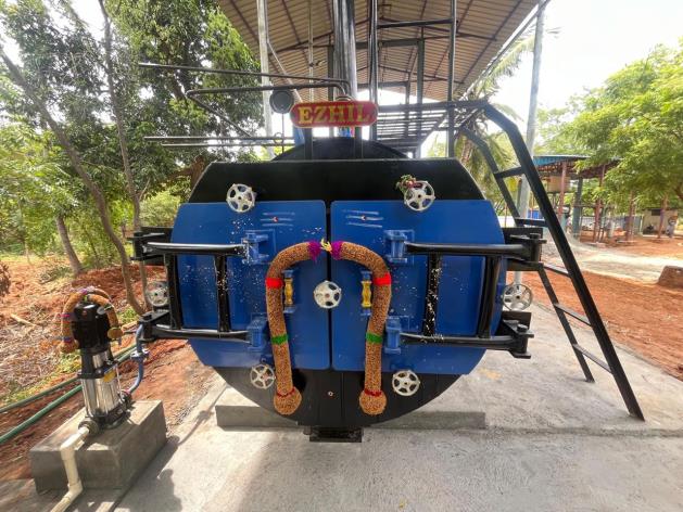 Dry back small industrial boilers